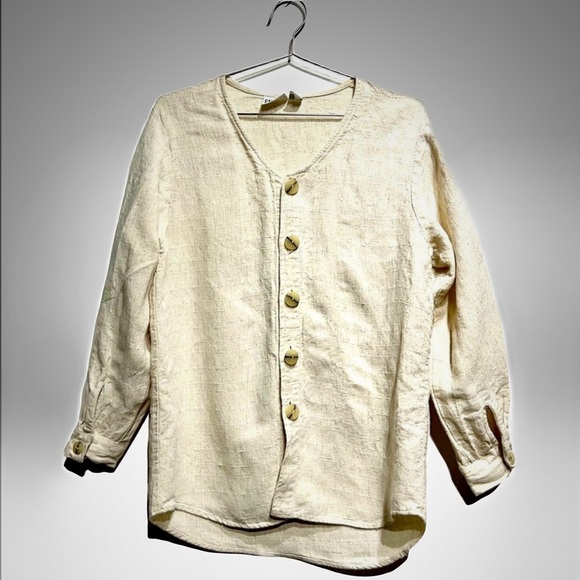 Chico's Tops - Vintage Chico’s Design Size 0.Lightweight Flax Rayon Blend.Button Down Tan Shirt